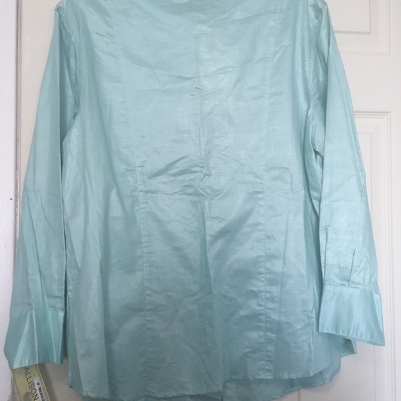 Aqua blue button front blouse from Allison Daley in 14P size - Picture 6 of 7